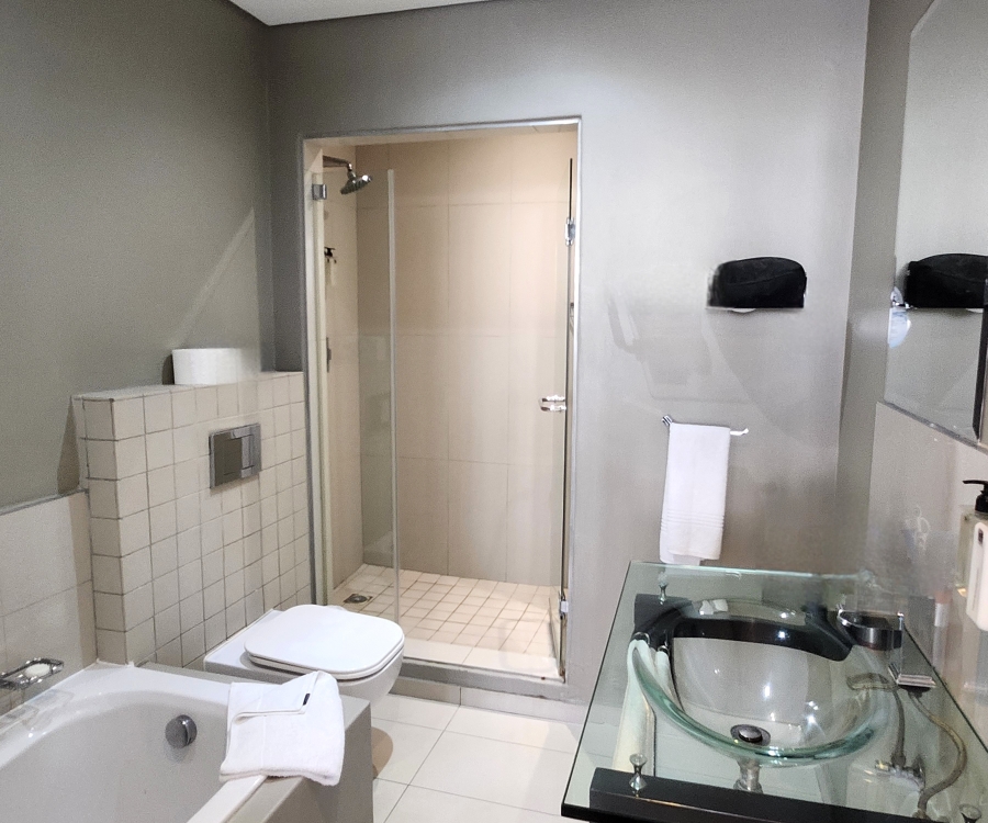 1 Bedroom Property for Sale in Bloubergstrand Western Cape
